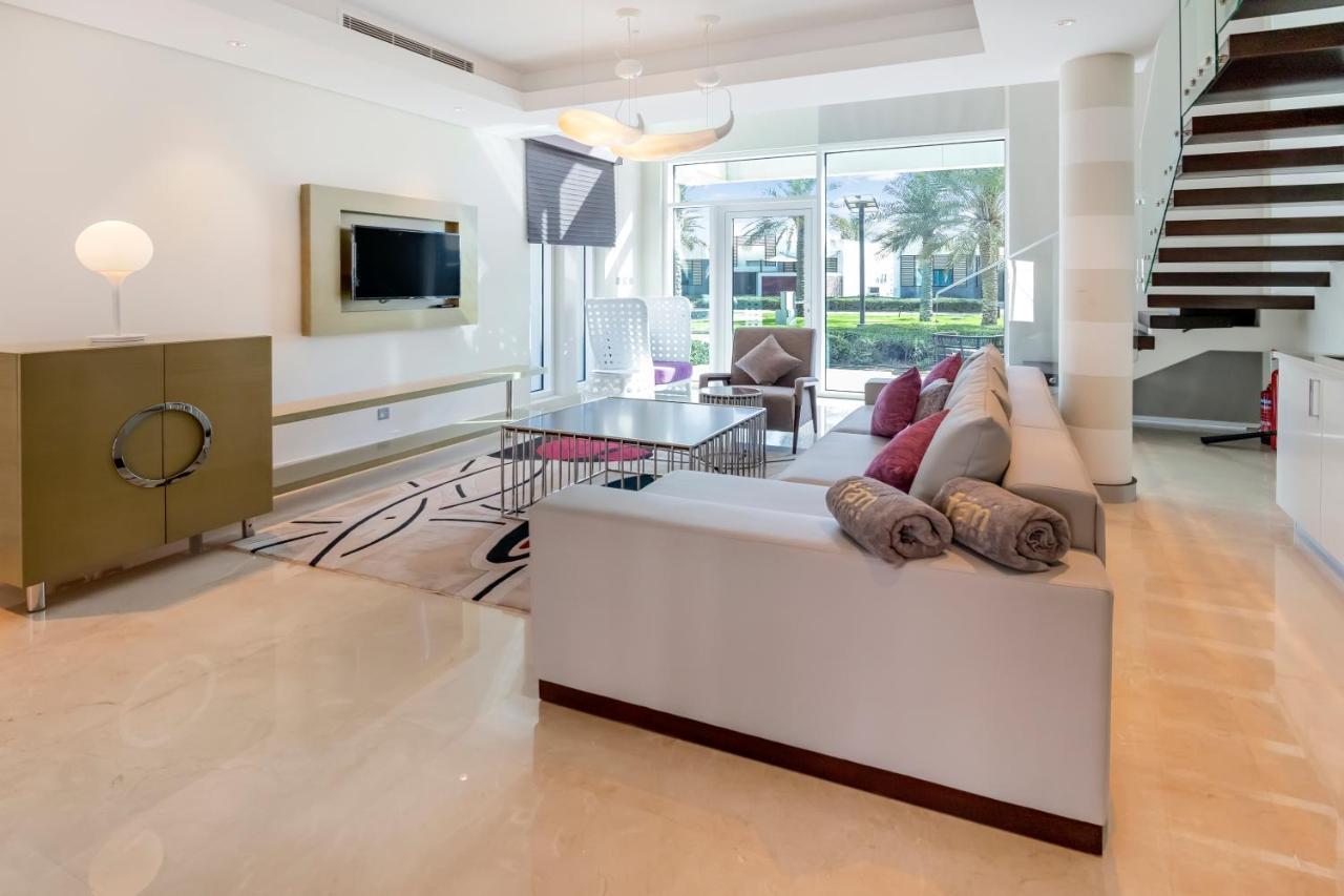Fam Living - Sarai Beach Villas - Palm Jumeirah - Families Only Dubai Exterior photo