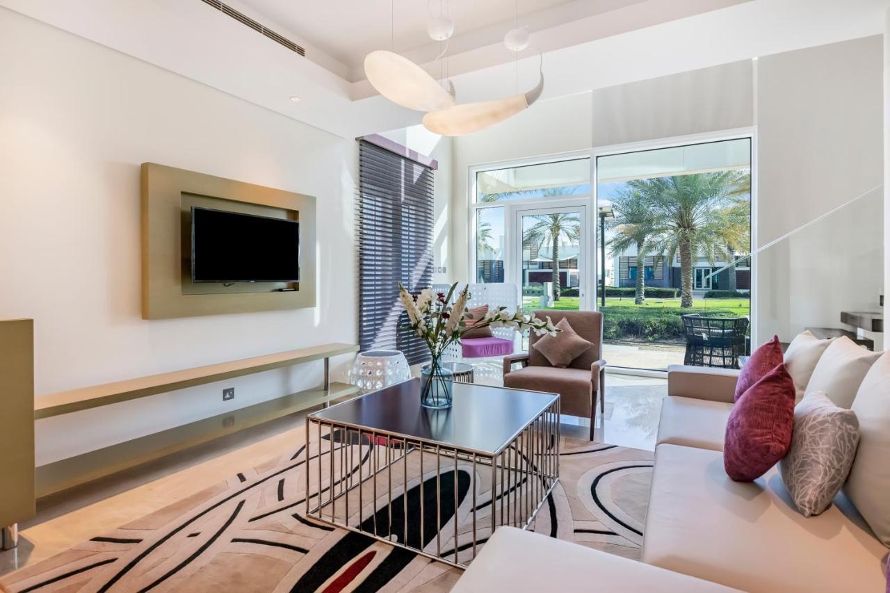 Fam Living - Sarai Beach Villas - Palm Jumeirah - Families Only Dubai Exterior photo