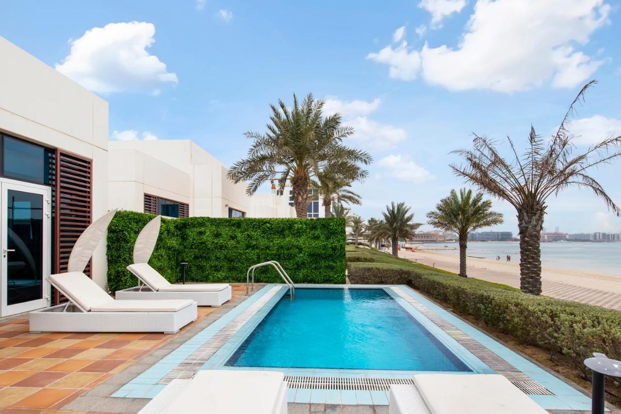 Fam Living - Sarai Beach Villas - Palm Jumeirah - Families Only Dubai Exterior photo