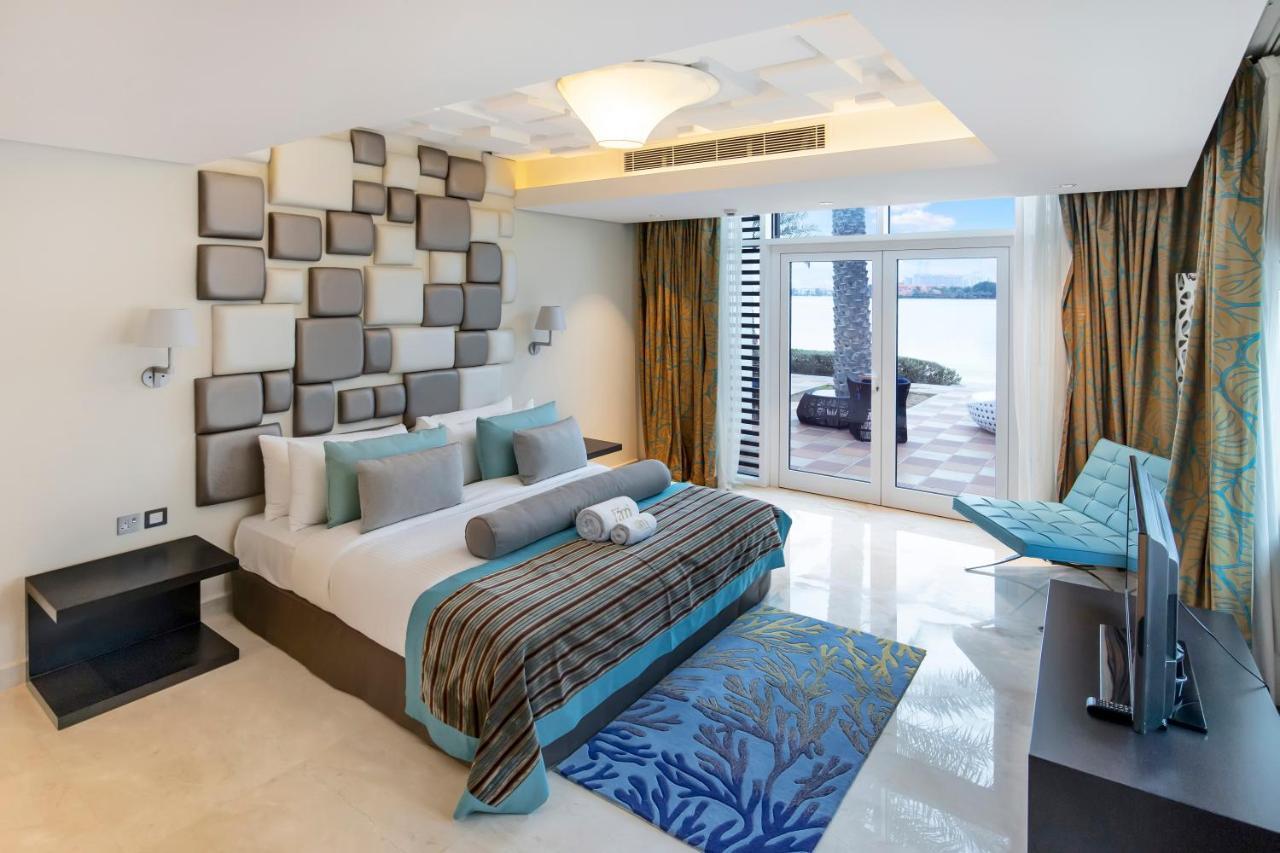 Fam Living - Sarai Beach Villas - Palm Jumeirah - Families Only Dubai Exterior photo
