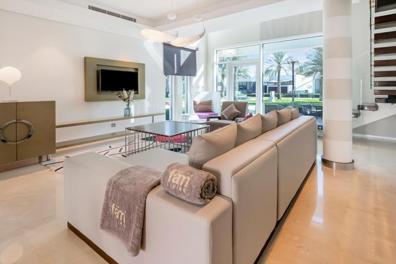 Fam Living - Sarai Beach Villas - Palm Jumeirah - Families Only Dubai Room photo
