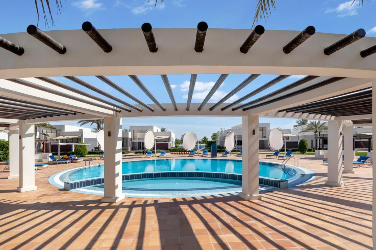 Fam Living - Sarai Beach Villas - Palm Jumeirah - Families Only Dubai Exterior photo