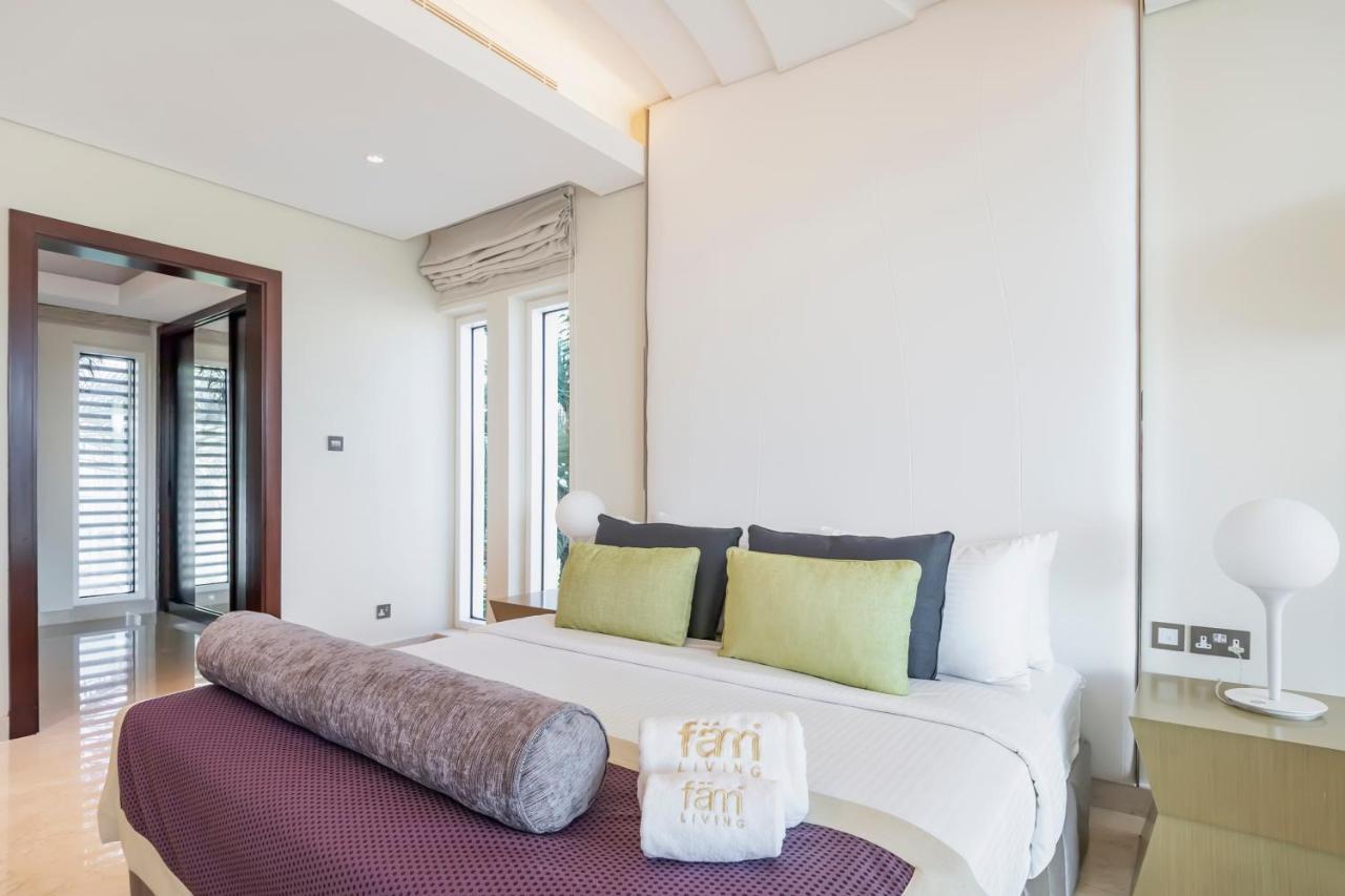 Fam Living - Sarai Beach Villas - Palm Jumeirah - Families Only Dubai Exterior photo