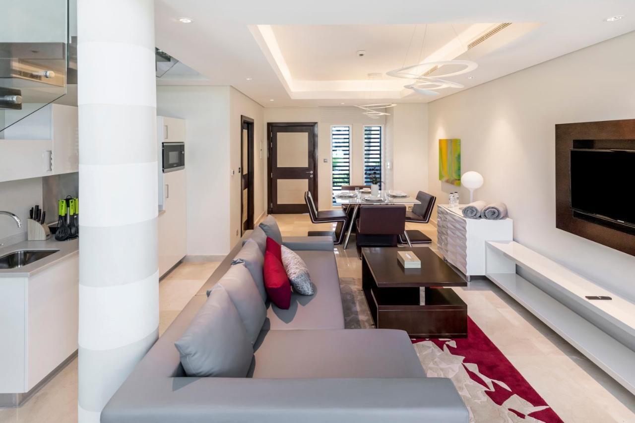 Fam Living - Sarai Beach Villas - Palm Jumeirah - Families Only Dubai Exterior photo